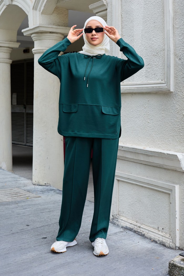 Alure Suit - Emerald Green