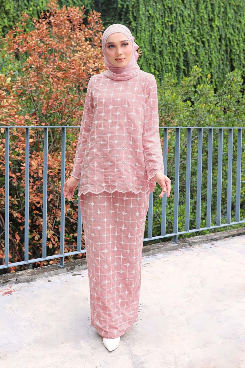 Katya Kurung - Dusty Pink