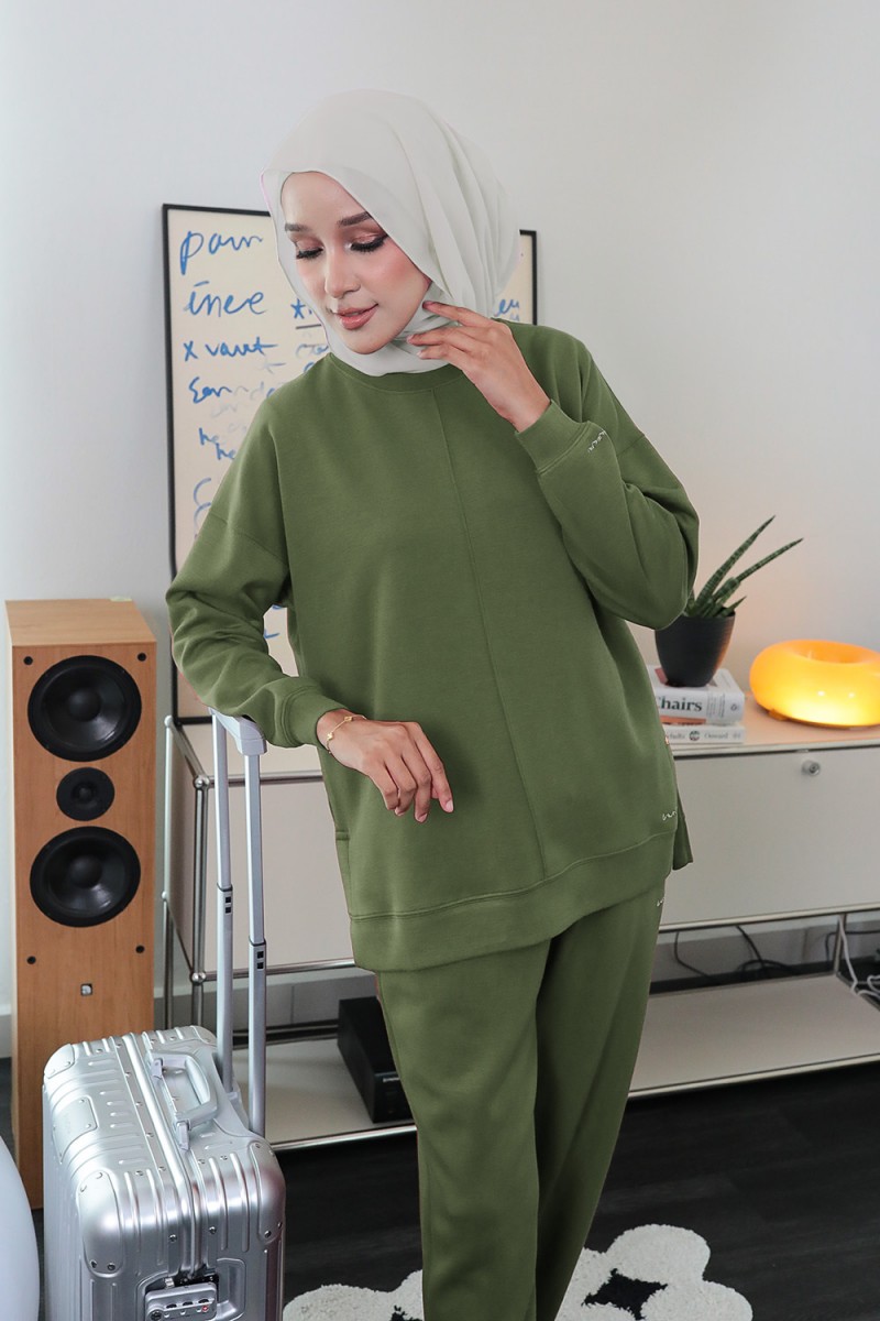 Borealis Suit - Hunter Green